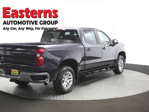 Used 2022 Chevrolet Silverado 1500 LT AWD/4WD image 40