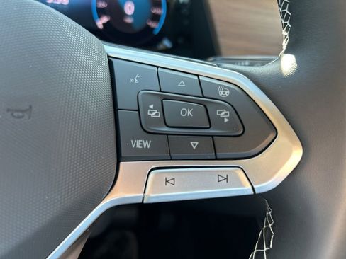 New 2026 Volkswagen Atlas SE FWD image 28