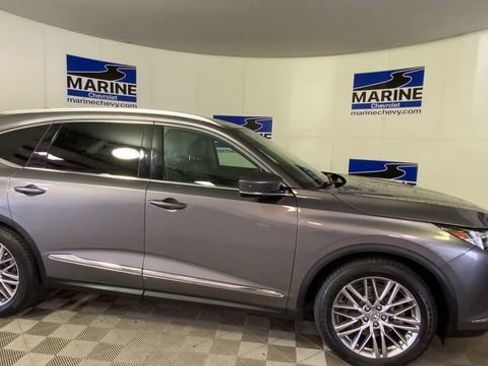Used 2023 Acura MDX SH-AWD w/ Advance Package image 3