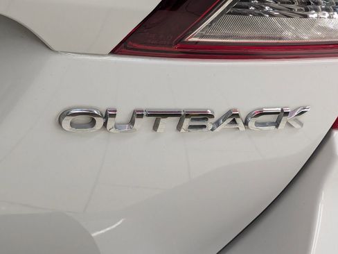 Used 2019 Subaru Outback 2.5i Limited w/ Popular Package #2 image 34