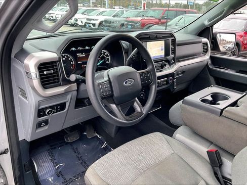 Used 2023 Ford F150 XLT image 8