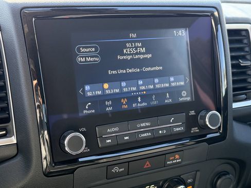 Used 2023 Nissan Frontier SV w/ SV Convenience Package image 20