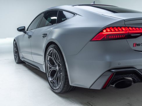 Used 2021 Audi RS 7 Sportback AWD/4WD image 16