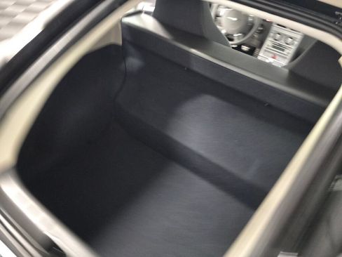 Used 2006 Chrysler Crossfire Limited RWD image 46