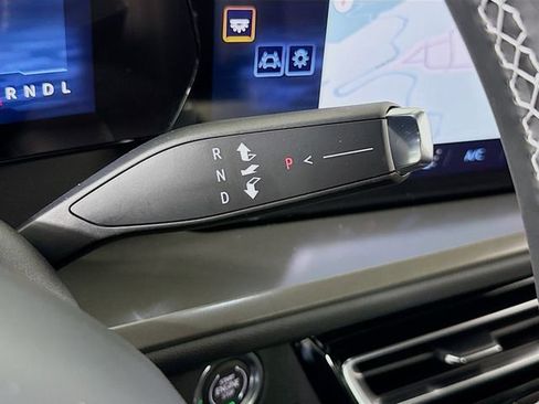 New 2026 Chevrolet Traverse LT image 17