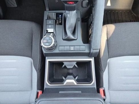 Used 2025 Toyota 4Runner Platinum image 36