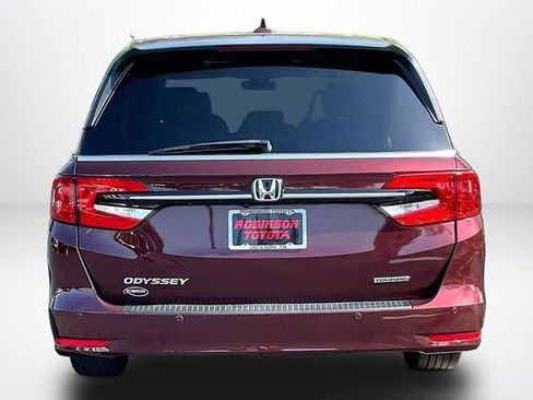 Used 2021 Honda Odyssey Touring image 4