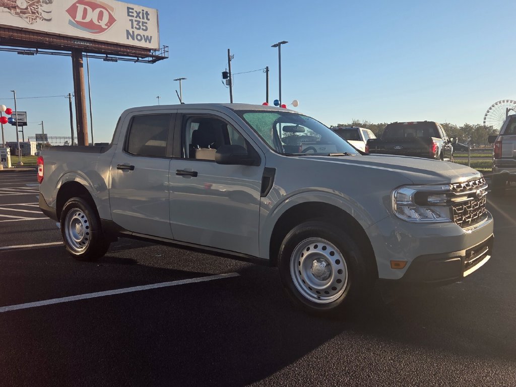 Used 2022 Ford Maverick XL FWD image 14
