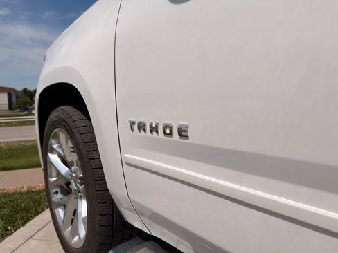 Used 2019 Chevrolet Tahoe Premier w/ Max Trailering Package AWD/4WD image 15