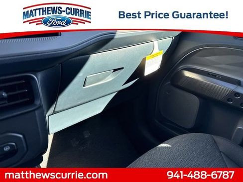 New 2026 Ford Maverick XL image 21