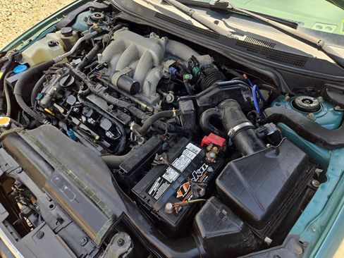 Used 2003 Nissan Altima 3.5 SE FWD image 10