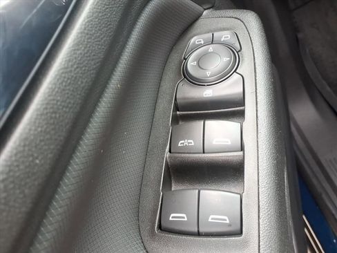 Used 2022 Chevrolet Equinox RS w/ LPO, Floor Liner Package AWD/4WD image 16