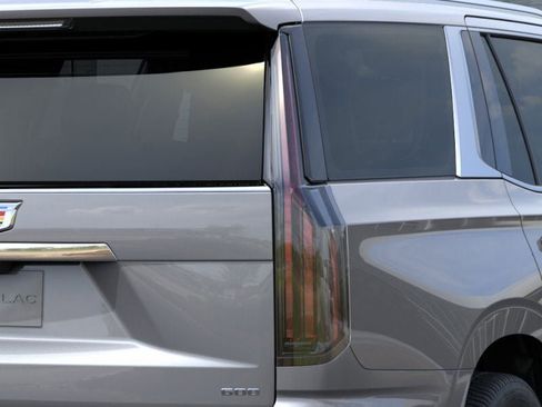 New 2026 Cadillac Escalade Luxury image 11