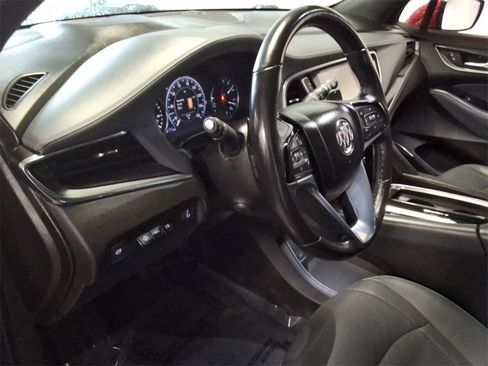 Used 2024 Buick Enclave Premium image 16