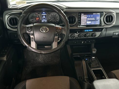 Used 2023 Toyota Tacoma TRD Off-Road AWD/4WD image 13