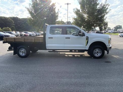 Used 2024 Ford F250 XL w/ XL Chrome Package AWD/4WD image 2