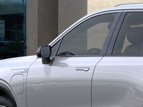 New 2026 Cadillac Vistiq Luxury AWD/4WD image 12