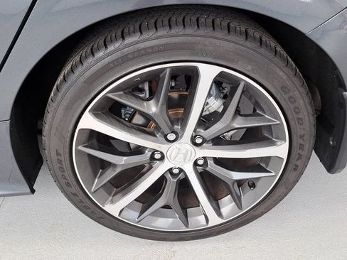 Used 2024 Honda Civic Touring image 32