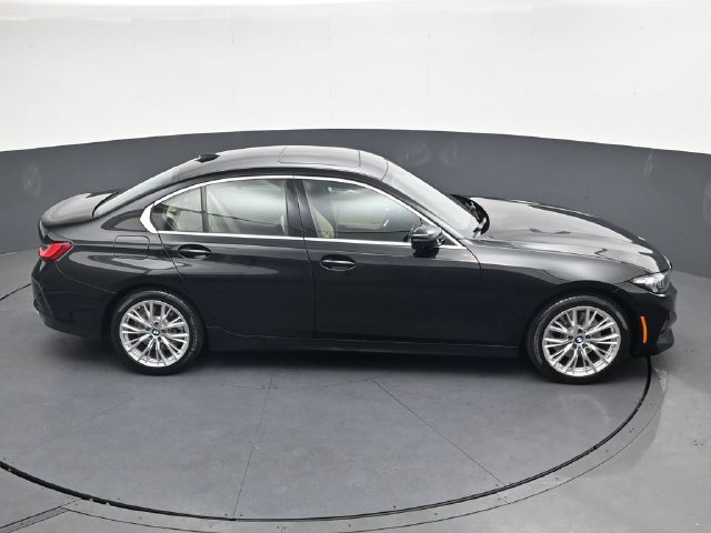 Used 2024 BMW 330i Sedan w/ Convenience Package RWD image 23