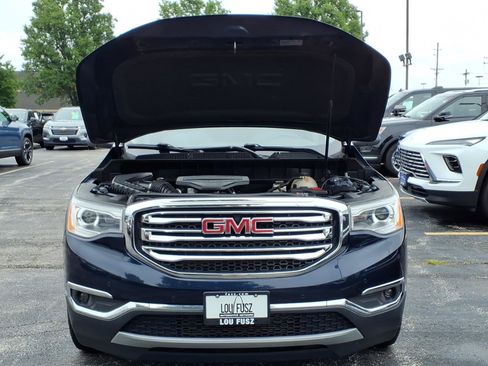Used 2017 GMC Acadia SLT w/ LPO, Cargo Package AWD/4WD image 33