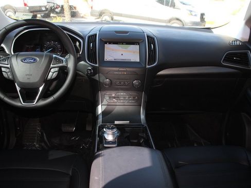 Certified 2019 Ford Edge SEL w/ Equipment Group 201A FWD image 19