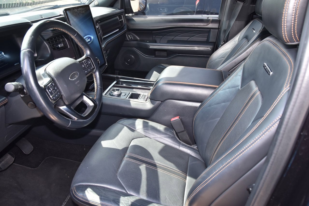 Used 2022 Ford Expedition Platinum RWD image 10