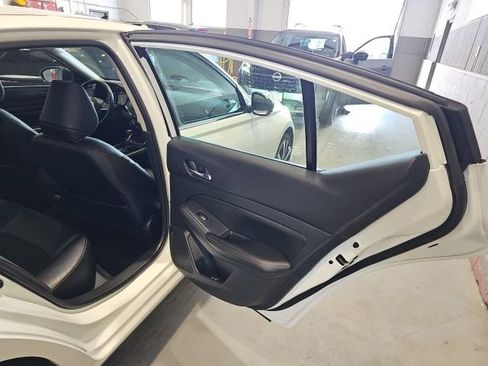 Used 2020 Nissan Altima 2.5 SR w/ Premium Package image 26