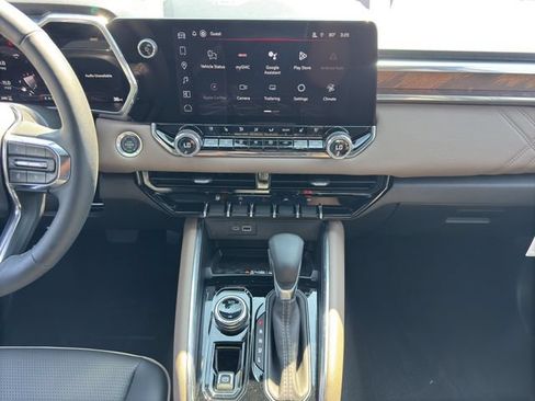New 2026 GMC Canyon Denali AWD/4WD image 18