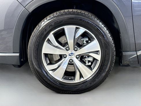 Used 2024 Subaru Ascent Premium w/ Convenience Package image 38