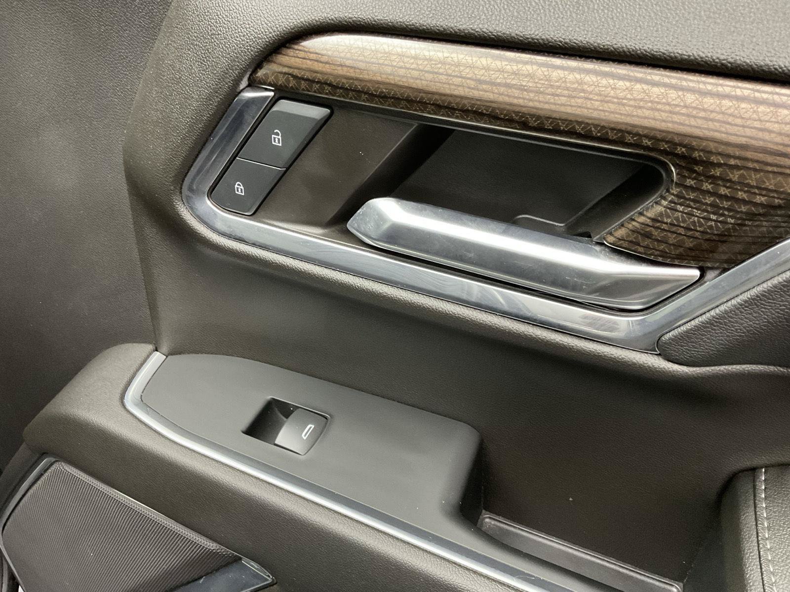 Certified 2024 Chevrolet Silverado 1500 LT AWD/4WD image 23