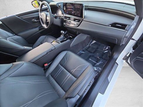 Used 2024 Lexus ES 300h Ultra Luxury FWD image 23