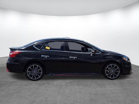 Used 2017 Nissan Sentra NISMO FWD image 3