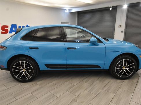 Used 2022 Porsche Macan AWD/4WD image 6