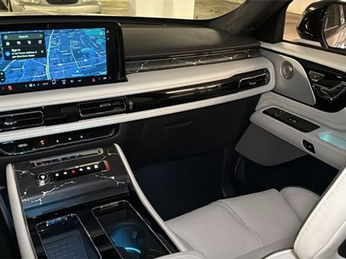 New 2026 Lincoln Aviator Black Label w/ Black Label Special Edition image 19