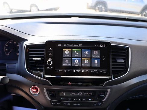 Certified 2025 Honda Ridgeline Sport+ image 18