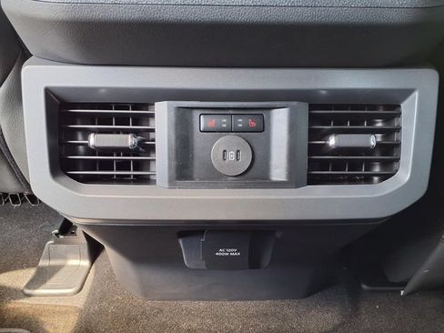 New 2026 Ford F250 Lariat w/ Black Appearance Package AWD/4WD image 7