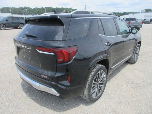 New 2026 GMC Terrain Denali AWD/4WD image 4