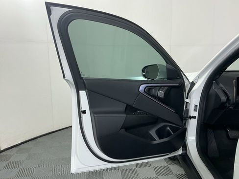 Certified 2025 BMW X3 xDrive30i w/ Convenience Package image 19