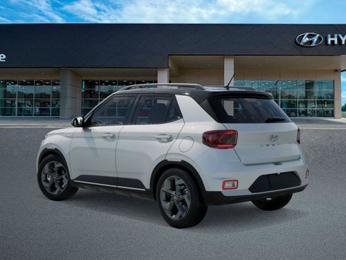 New 2026 Hyundai Venue SEL FWD image 5