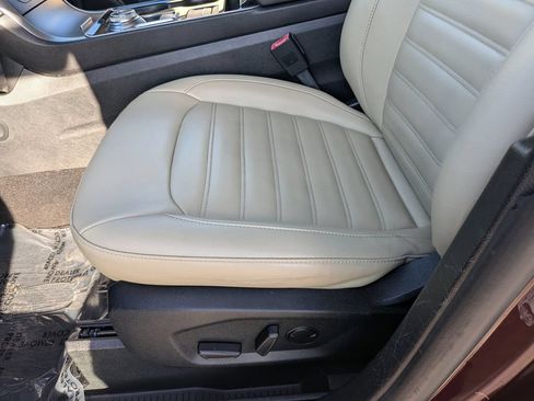 Used 2020 Ford Edge SEL w/ Convenience Package FWD image 18