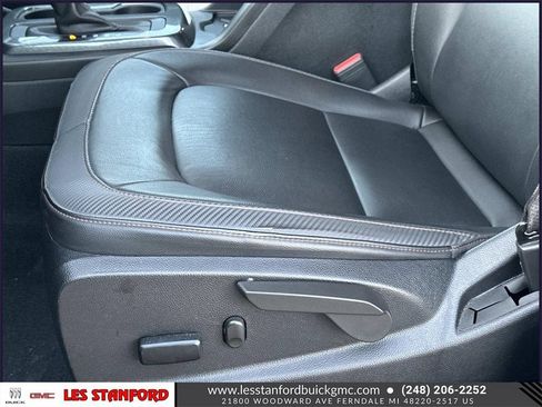 Certified 2022 GMC Canyon AT4 w/ Trailering Package image 18