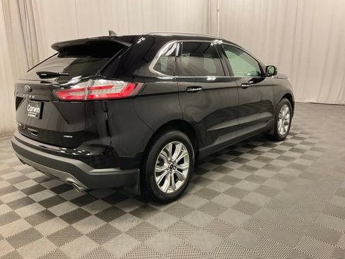 Used 2024 Ford Edge Titanium AWD/4WD image 2