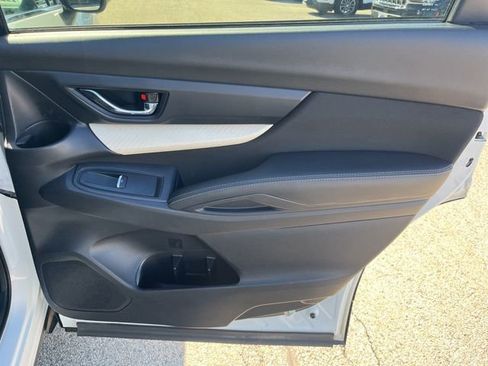 Used 2019 Subaru Ascent Premium image 11