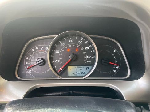 Used 2013 Toyota RAV4 LE AWD/4WD image 18