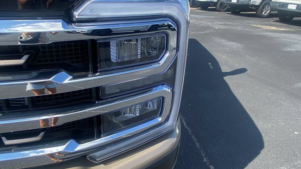 New 2027 Ford F250 King Ranch AWD/4WD image 9