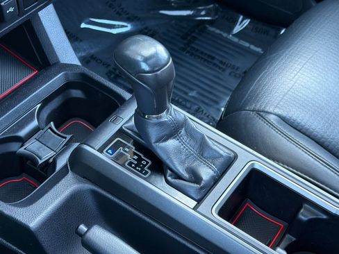 Used 2020 Toyota Tacoma TRD Off-Road w/ TRD Premium Off Road Package image 18