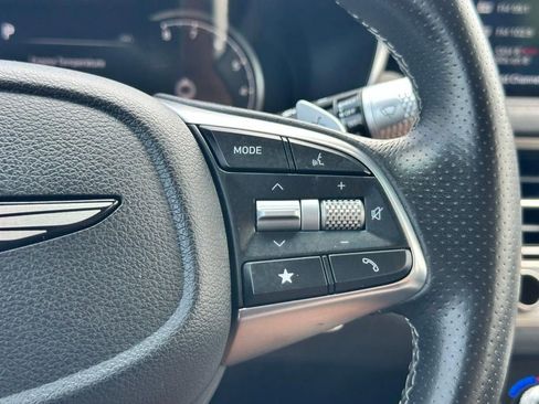 Used 2025 Genesis G70 2.5T RWD image 13