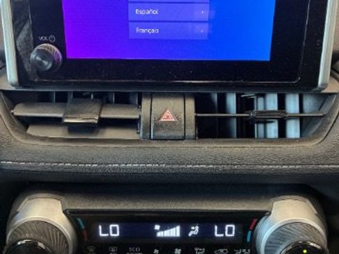 Used 2025 Toyota RAV4 XLE FWD image 18