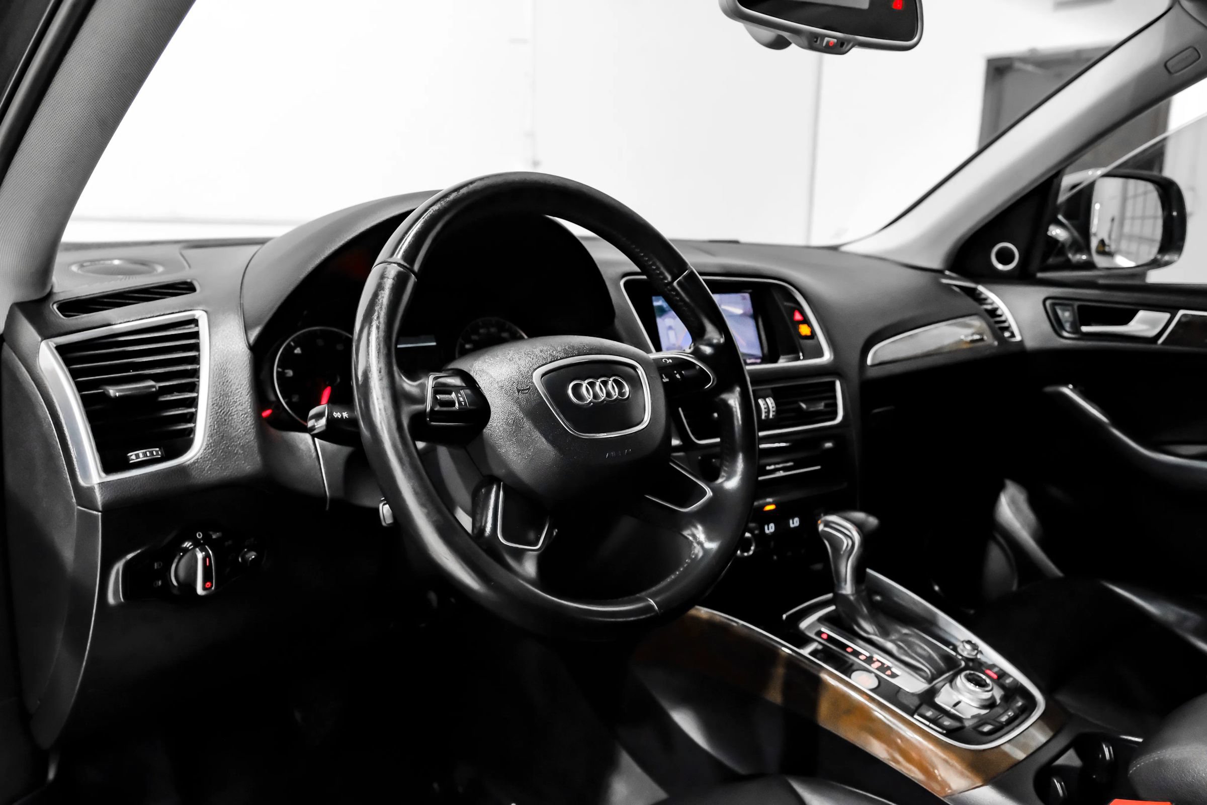 Used 2016 Audi Q5 2.0T Premium Plus AWD/4WD image 20