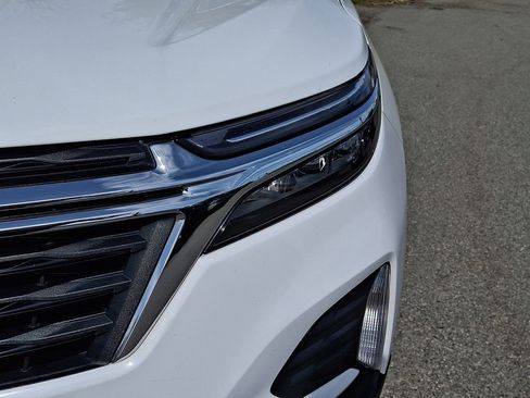 Used 2024 Chevrolet Equinox LT AWD/4WD image 15